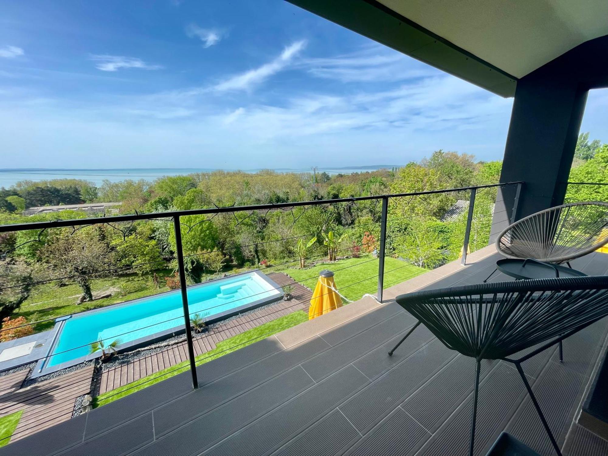 Buddha Garden Apartment Balatonakarattya